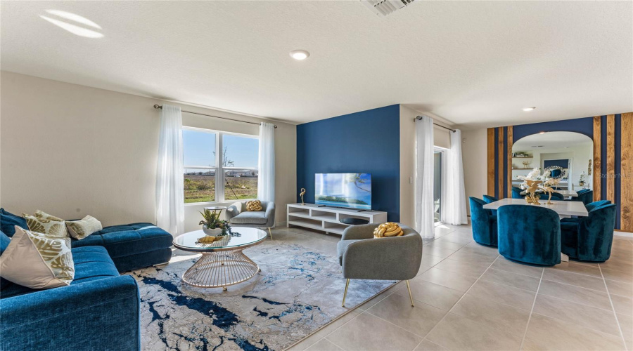 Davenport, Florida 33837, 4 Bedroom Bedrooms, ,2 Bathroombathrooms,Residential,For Sale,Limeklin Falls,0,Mfro6447878
