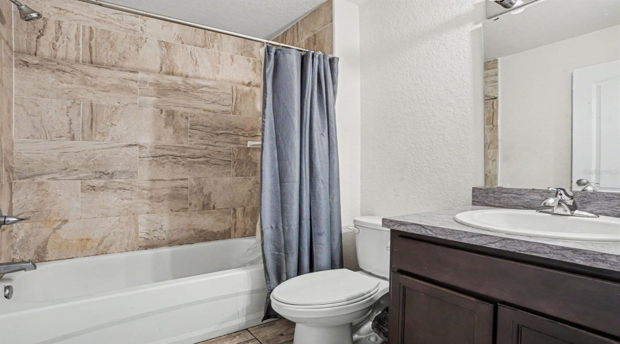 Davenport, Florida 33837, 3 Bedroom Bedrooms, ,2 Bathroombathrooms,Residential,For Sale,Maple Street East,0,Mfrtb8555628