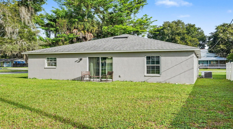 Davenport, Florida 33837, 3 Bedroom Bedrooms, ,2 Bathroombathrooms,Residential,For Sale,Maple Street East,0,Mfrtb8555628