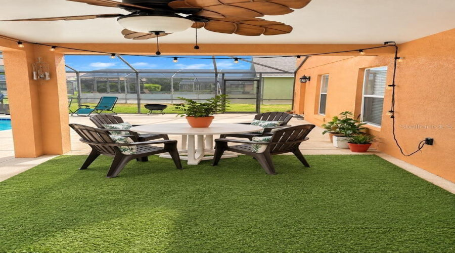 Davenport, Florida 33896, 5 Bedroom Bedrooms, ,4 Bathroombathrooms,Residential,For Sale,Scrub Jay,0,Mfro6447818