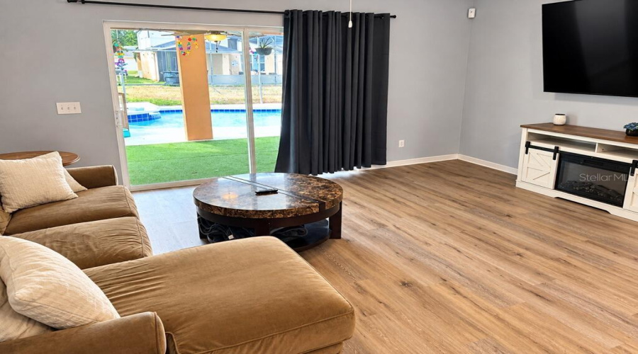Davenport, Florida 33896, 5 Bedroom Bedrooms, ,4 Bathroombathrooms,Residential,For Sale,Scrub Jay,0,Mfro6447818