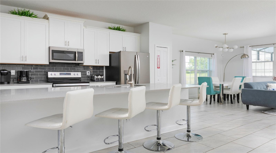 Davenport, Florida 33896, 5 Bedroom Bedrooms, ,4 Bathroombathrooms,Residential,For Sale,Stinger,0,Mfro6447680