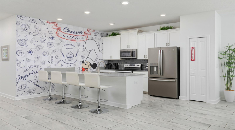 Davenport, Florida 33896, 5 Bedroom Bedrooms, ,4 Bathroombathrooms,Residential,For Sale,Stinger,0,Mfro6447680