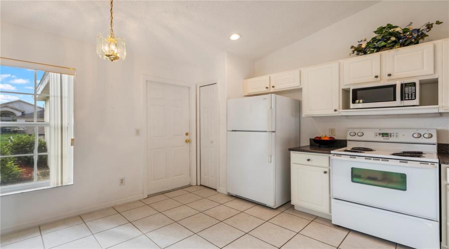 Kitchen With Dinette Space