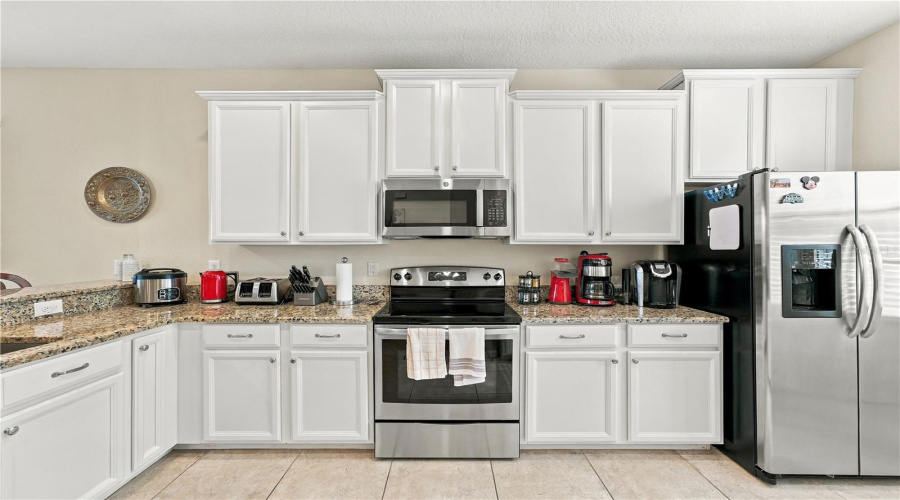 Davenport, Florida 33896, 5 Bedroom Bedrooms, ,4 Bathroombathrooms,Residential,For Sale,Shadow Mountain,0,Mfro6445882
