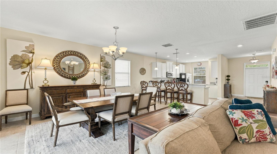 Davenport, Florida 33896, 5 Bedroom Bedrooms, ,4 Bathroombathrooms,Residential,For Sale,Shadow Mountain,0,Mfro6445882