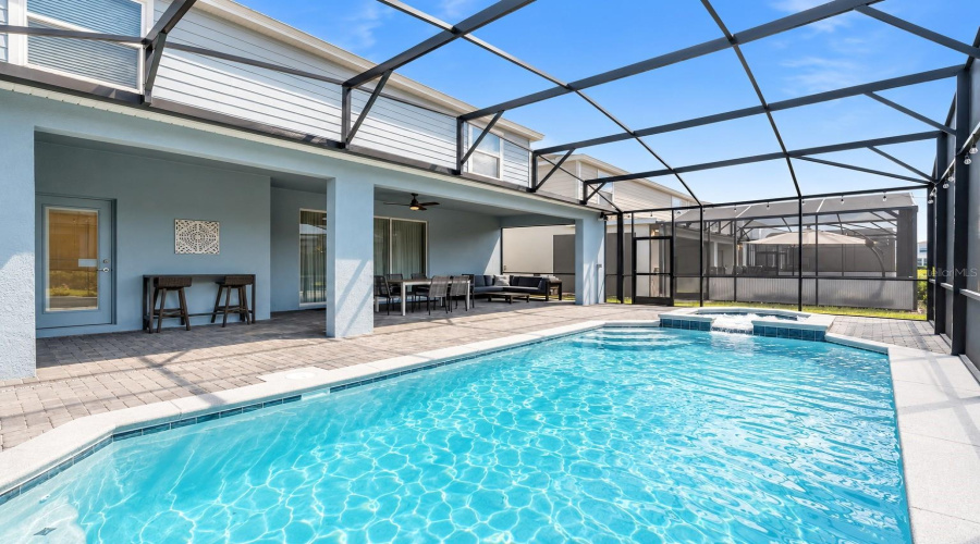 Davenport, Florida 33897, 10 Bedroom Bedrooms, ,8 Bathroombathrooms,Residential,For Sale,Lana Avenue,0,Mfro6447898