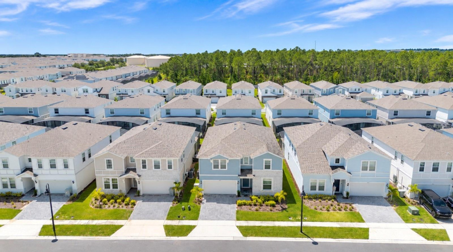 Davenport, Florida 33897, 10 Bedroom Bedrooms, ,8 Bathroombathrooms,Residential,For Sale,Lana Avenue,0,Mfro6447898