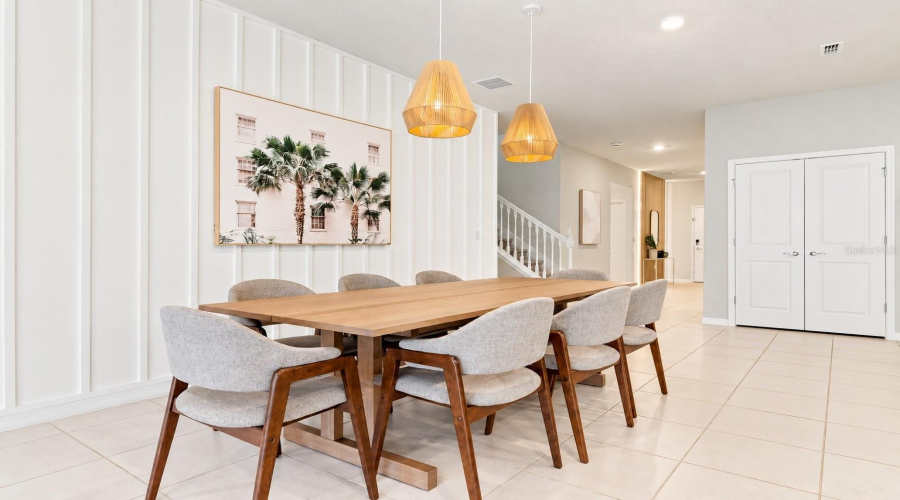 Davenport, Florida 33897, 10 Bedroom Bedrooms, ,8 Bathroombathrooms,Residential,For Sale,Lana Avenue,0,Mfro6447898
