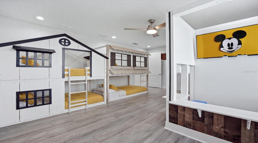 Kissimmee, Florida 34747, 6 Bedroom Bedrooms, ,6 Bathroombathrooms,Residential,For Sale,Castle Pines,0,Mfro6444039