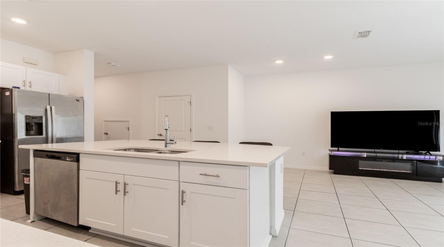 Davenport, Florida 33837, 3 Bedroom Bedrooms, ,2 Bathroombathrooms,Residential,For Sale,Canary,0,Mfrs5158989