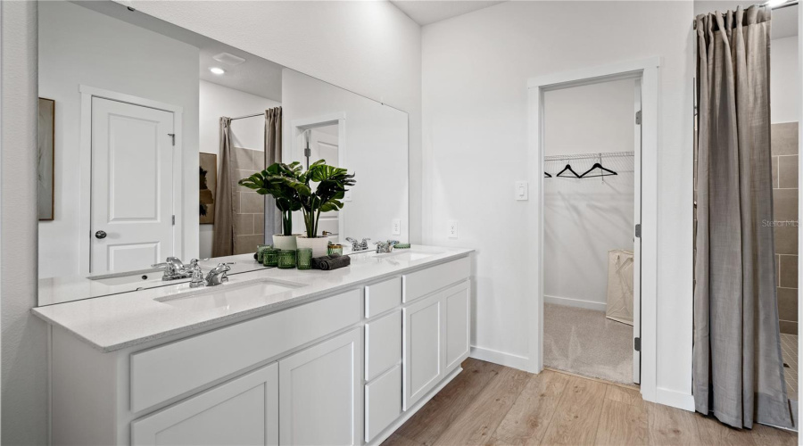 Davenport, Florida 33837, 5 Bedroom Bedrooms, ,4 Bathroombathrooms,Residential,For Sale,Waltham Forest,0,Mfro6447974