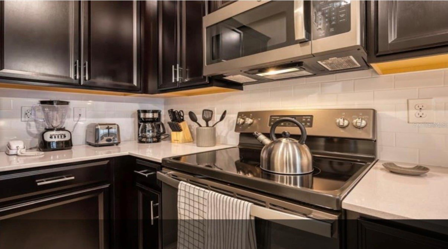 Davenport, Florida 33896, 2 Bedroom Bedrooms, ,2 Bathroombathrooms,Residential,For Sale,Drop,0,Mfro6445050