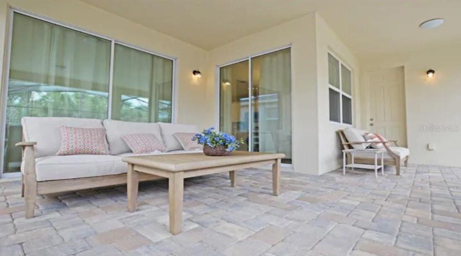 Kissimmee, Florida 34747, 7 Bedroom Bedrooms, ,4 Bathroombathrooms,Residential,For Sale,Amelia Downs,0,Mfrtb8552137