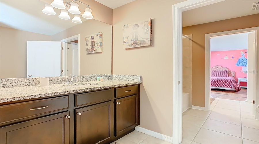Kissimmee, Florida 34747, 8 Bedroom Bedrooms, ,6 Bathroombathrooms,Residential,For Sale,Tripoli,0,Mfro6447093