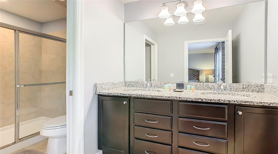 Kissimmee, Florida 34747, 8 Bedroom Bedrooms, ,6 Bathroombathrooms,Residential,For Sale,Tripoli,0,Mfro6447093