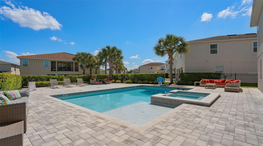 Kissimmee, Florida 34747, 11 Bedroom Bedrooms, ,10 Bathroombathrooms,Residential,For Sale,Graben,0,Mfrr4912008