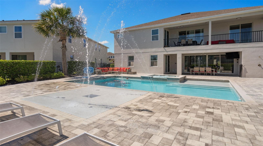 Kissimmee, Florida 34747, 11 Bedroom Bedrooms, ,10 Bathroombathrooms,Residential,For Sale,Graben,0,Mfrr4912008