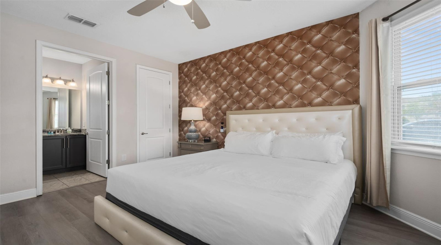 Kissimmee, Florida 34747, 11 Bedroom Bedrooms, ,10 Bathroombathrooms,Residential,For Sale,Graben,0,Mfrr4912008