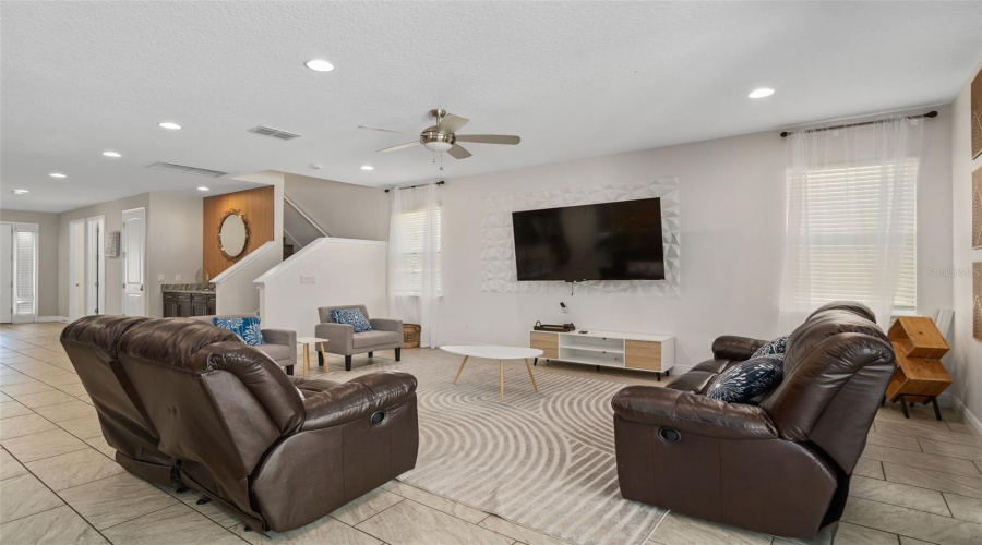 Kissimmee, Florida 34747, 11 Bedroom Bedrooms, ,10 Bathroombathrooms,Residential,For Sale,Graben,0,Mfrr4912008