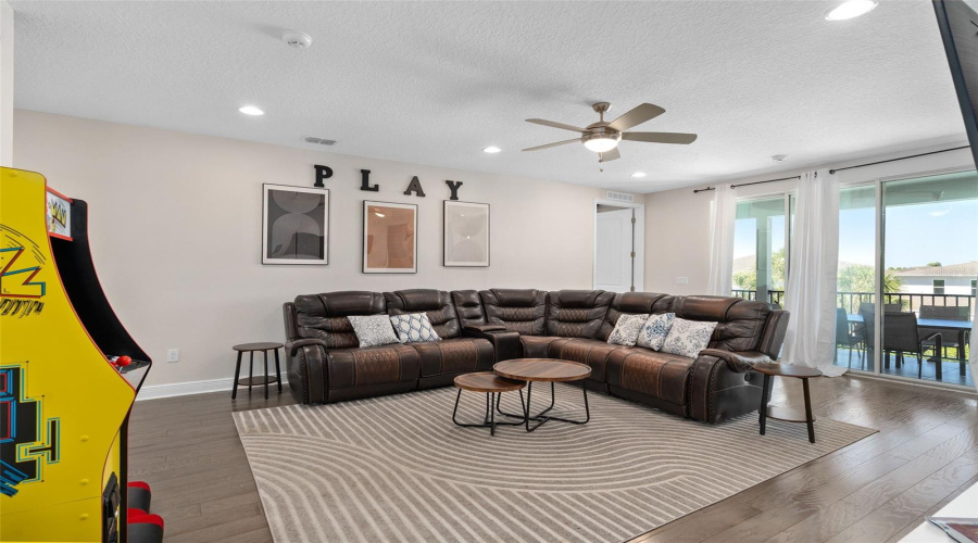 Kissimmee, Florida 34747, 11 Bedroom Bedrooms, ,10 Bathroombathrooms,Residential,For Sale,Graben,0,Mfrr4912008