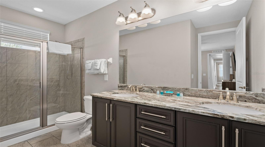 Kissimmee, Florida 34747, 11 Bedroom Bedrooms, ,10 Bathroombathrooms,Residential,For Sale,Graben,0,Mfrr4912008