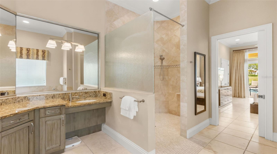 Kissimmee, Florida 34747, 4 Bedroom Bedrooms, ,4 Bathroombathrooms,Residential,For Sale,Gathering,0,Mfro6448112