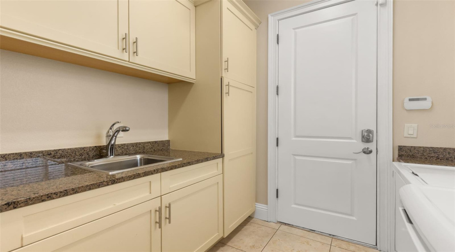 Kissimmee, Florida 34747, 4 Bedroom Bedrooms, ,4 Bathroombathrooms,Residential,For Sale,Gathering,0,Mfro6448112