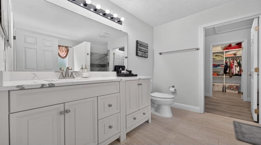 Davenport, Florida 33897, 5 Bedroom Bedrooms, ,4 Bathroombathrooms,Residential,For Sale,Andover,0,Mfrs5159046