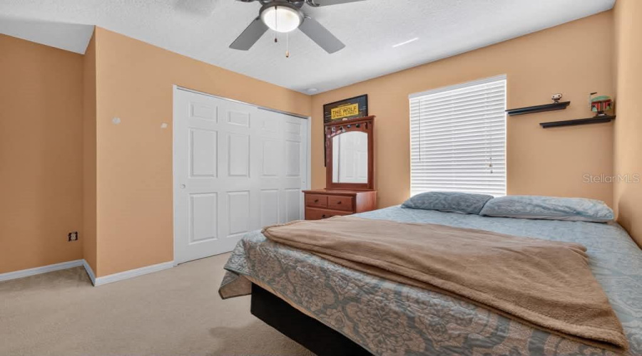 Davenport, Florida 33897, 5 Bedroom Bedrooms, ,4 Bathroombathrooms,Residential,For Sale,Andover,0,Mfrs5159046