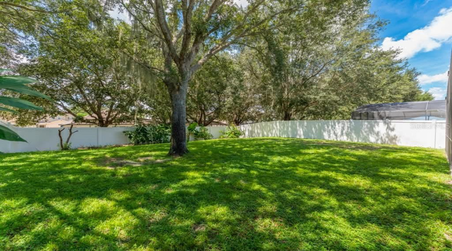 Davenport, Florida 33897, 5 Bedroom Bedrooms, ,4 Bathroombathrooms,Residential,For Sale,Andover,0,Mfrs5159046