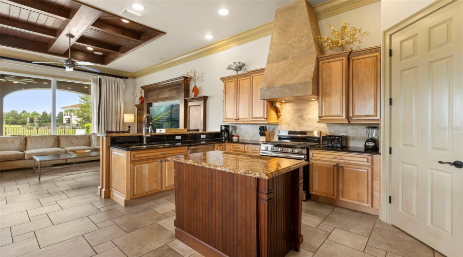 Kissimmee, Florida 34747, 4 Bedroom Bedrooms, ,4 Bathroombathrooms,Residential,For Sale,Golden Bear,0,Mfro6448077