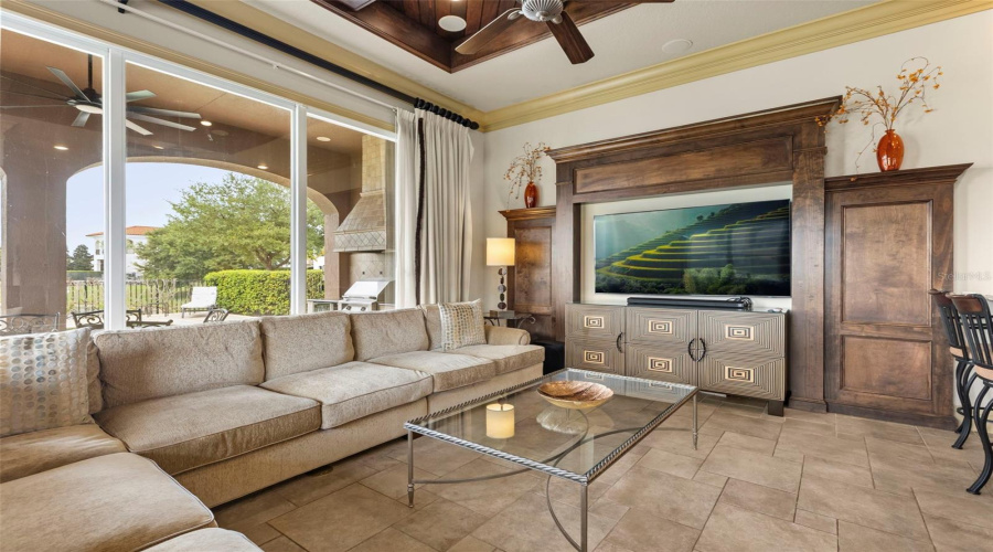 Kissimmee, Florida 34747, 4 Bedroom Bedrooms, ,4 Bathroombathrooms,Residential,For Sale,Golden Bear,0,Mfro6448077