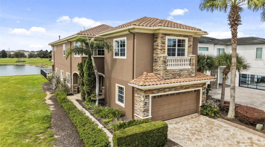 Kissimmee, Florida 34747, 4 Bedroom Bedrooms, ,4 Bathroombathrooms,Residential,For Sale,Golden Bear,0,Mfro6448077