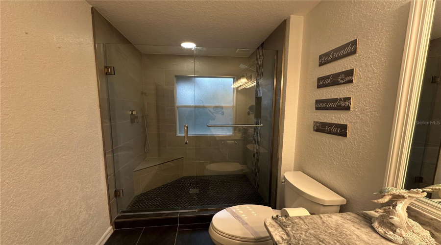 Davenport, Florida 33897, 4 Bedroom Bedrooms, ,3 Bathroombathrooms,Residential,For Sale,Calabria,0,Mfro6448055