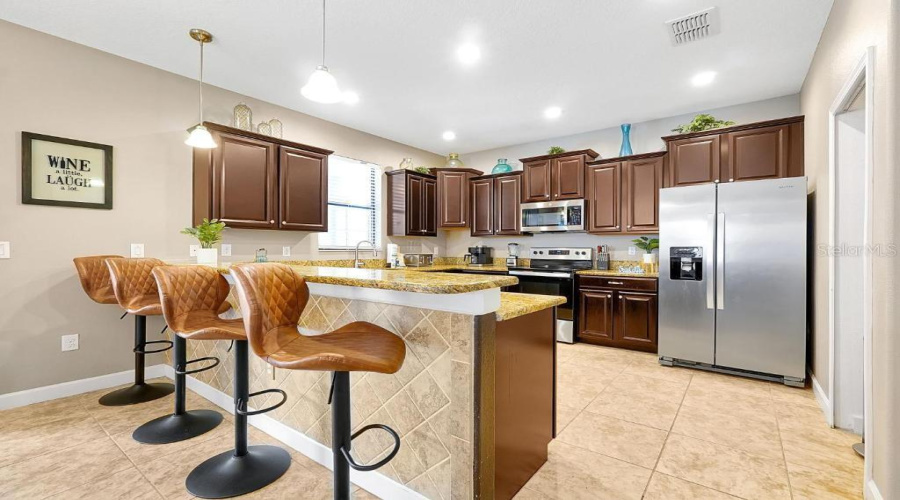 Davenport, Florida 33896, 6 Bedroom Bedrooms, ,6 Bathroombathrooms,Residential,For Sale,Myrtlewood,0,Mfro6447828