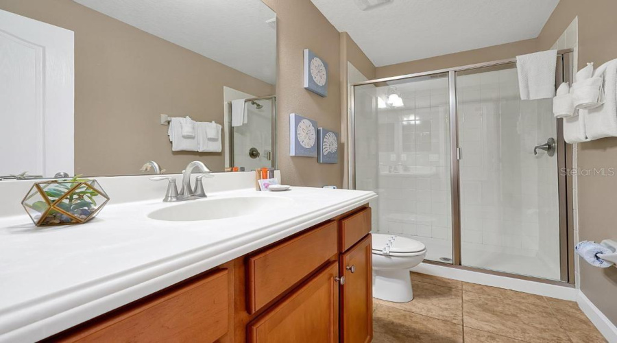 Davenport, Florida 33896, 6 Bedroom Bedrooms, ,6 Bathroombathrooms,Residential,For Sale,Myrtlewood,0,Mfro6447828