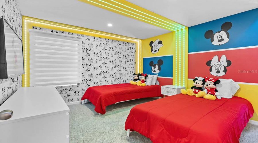 Kissimmee, Florida 34747, 7 Bedroom Bedrooms, ,6 Bathroombathrooms,Residential,For Sale,Coconut Breeze,0,Mfro6448034
