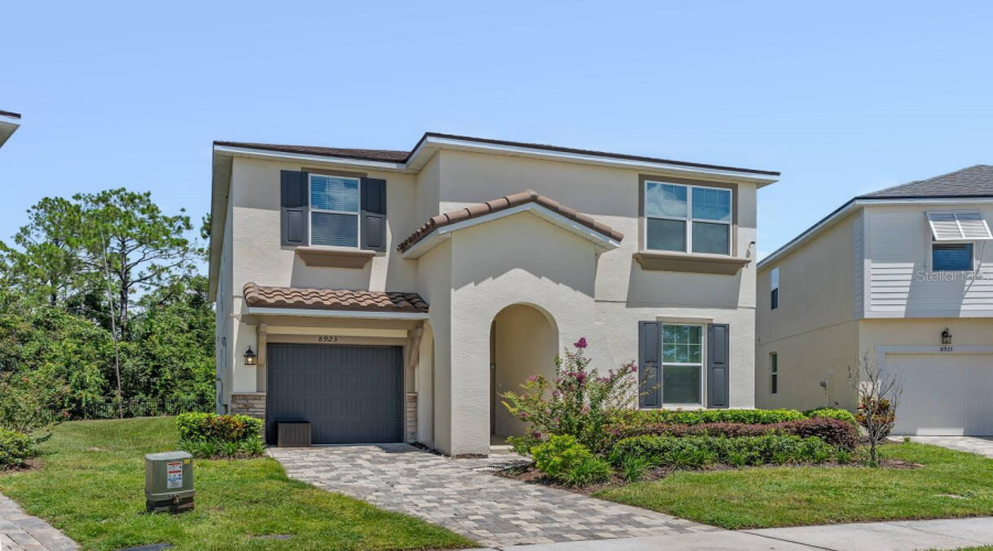 Kissimmee, Florida 34747, 7 Bedroom Bedrooms, ,6 Bathroombathrooms,Residential,For Sale,Coconut Breeze,0,Mfro6448034