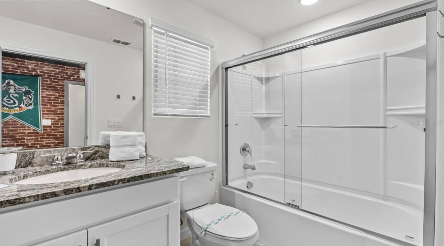 Kissimmee, Florida 34747, 7 Bedroom Bedrooms, ,6 Bathroombathrooms,Residential,For Sale,Coconut Breeze,0,Mfro6448034