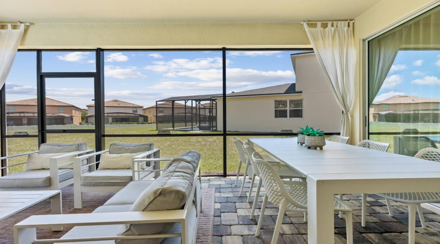 Kissimmee, Florida 34747, 7 Bedroom Bedrooms, ,6 Bathroombathrooms,Residential,For Sale,Coconut Breeze,0,Mfro6448034