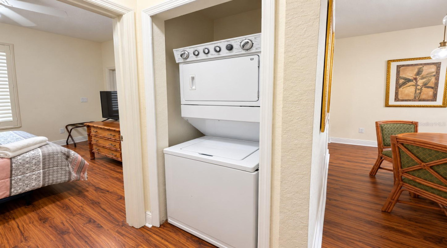 Davenport, Florida 33897, 4 Bedroom Bedrooms, ,3 Bathroombathrooms,Residential,For Sale,Calabria,0,Mfro6446807