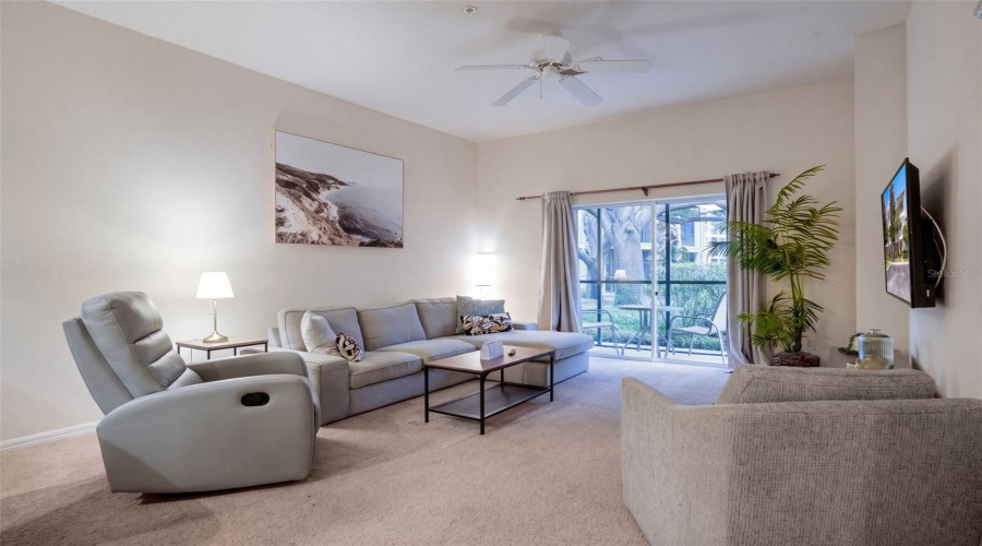 Davenport, Florida 33897, 3 Bedroom Bedrooms, ,2 Bathroombathrooms,Residential,For Sale,Rum,0,Mfrs5159054