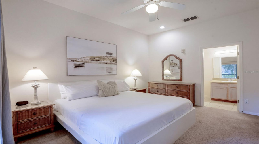 Davenport, Florida 33897, 3 Bedroom Bedrooms, ,2 Bathroombathrooms,Residential,For Sale,Rum,0,Mfrs5159054
