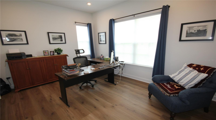 Office/Flex Space