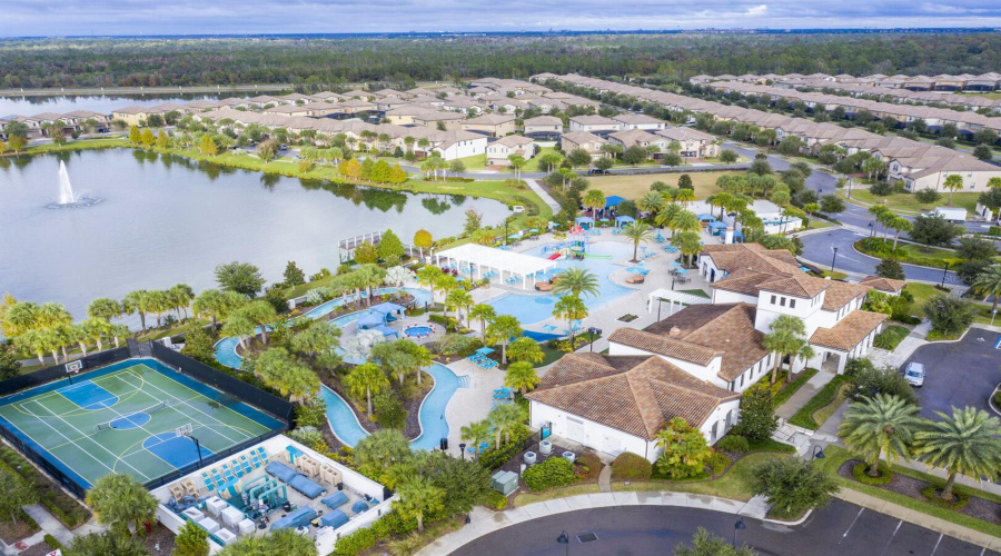 Kissimmee, Florida 34747, 5 Bedroom Bedrooms, ,4 Bathroombathrooms,Residential,For Sale,Dubai,0,Mfro6447912