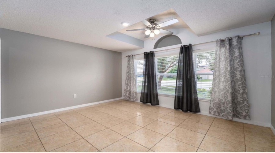 Davenport, Florida 33897, 4 Bedroom Bedrooms, ,2 Bathroombathrooms,Residential,For Sale,Cardiff,0,Mfro6448092