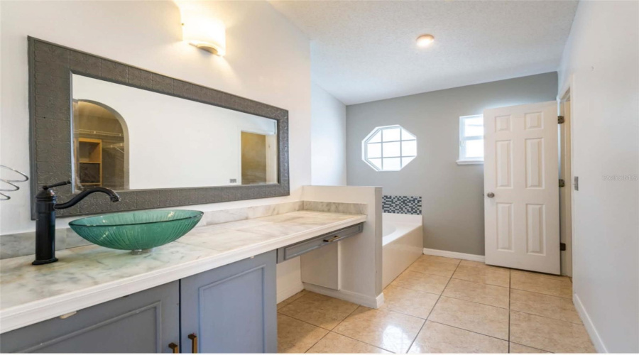 Davenport, Florida 33897, 4 Bedroom Bedrooms, ,2 Bathroombathrooms,Residential,For Sale,Cardiff,0,Mfro6448092