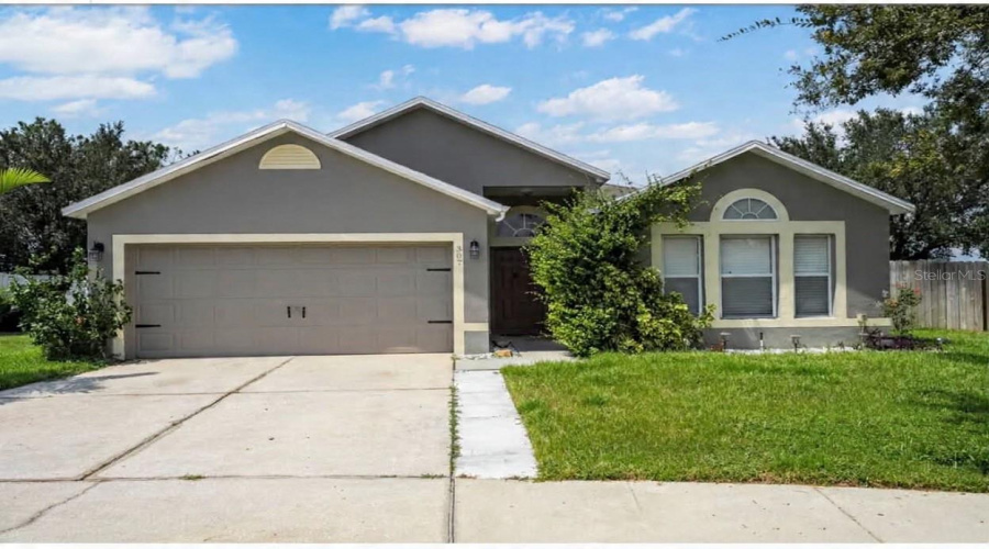 Davenport, Florida 33897, 4 Bedroom Bedrooms, ,2 Bathroombathrooms,Residential,For Sale,Cardiff,0,Mfro6448092