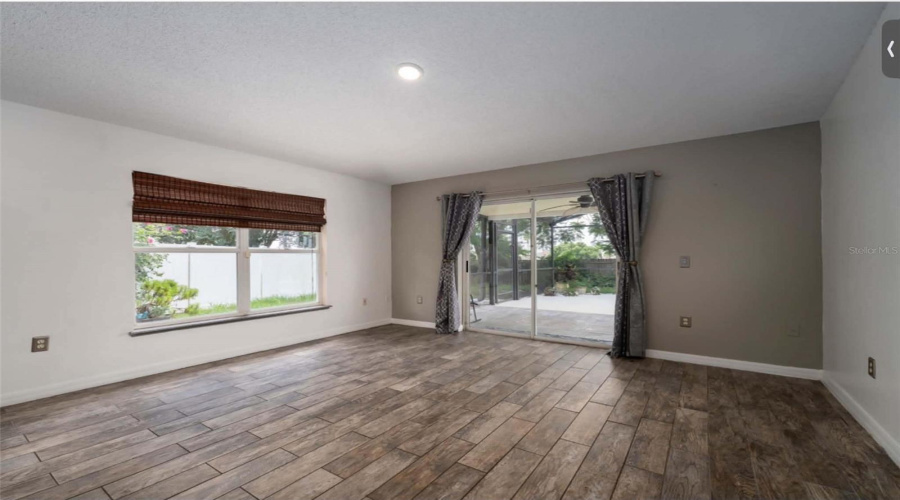 Davenport, Florida 33897, 4 Bedroom Bedrooms, ,2 Bathroombathrooms,Residential,For Sale,Cardiff,0,Mfro6448092